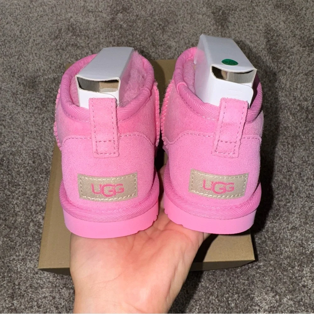 New Kids UGG Classic Ultra Mini Boots Satchet Pink